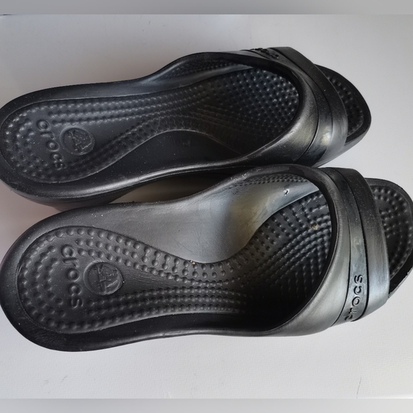 Crocs Women's Heeled Sandals - Picture 2 of 7